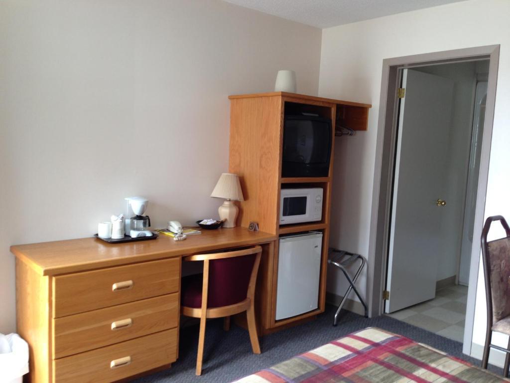Settler'S Inn & Motel Plaster Rock 部屋 写真